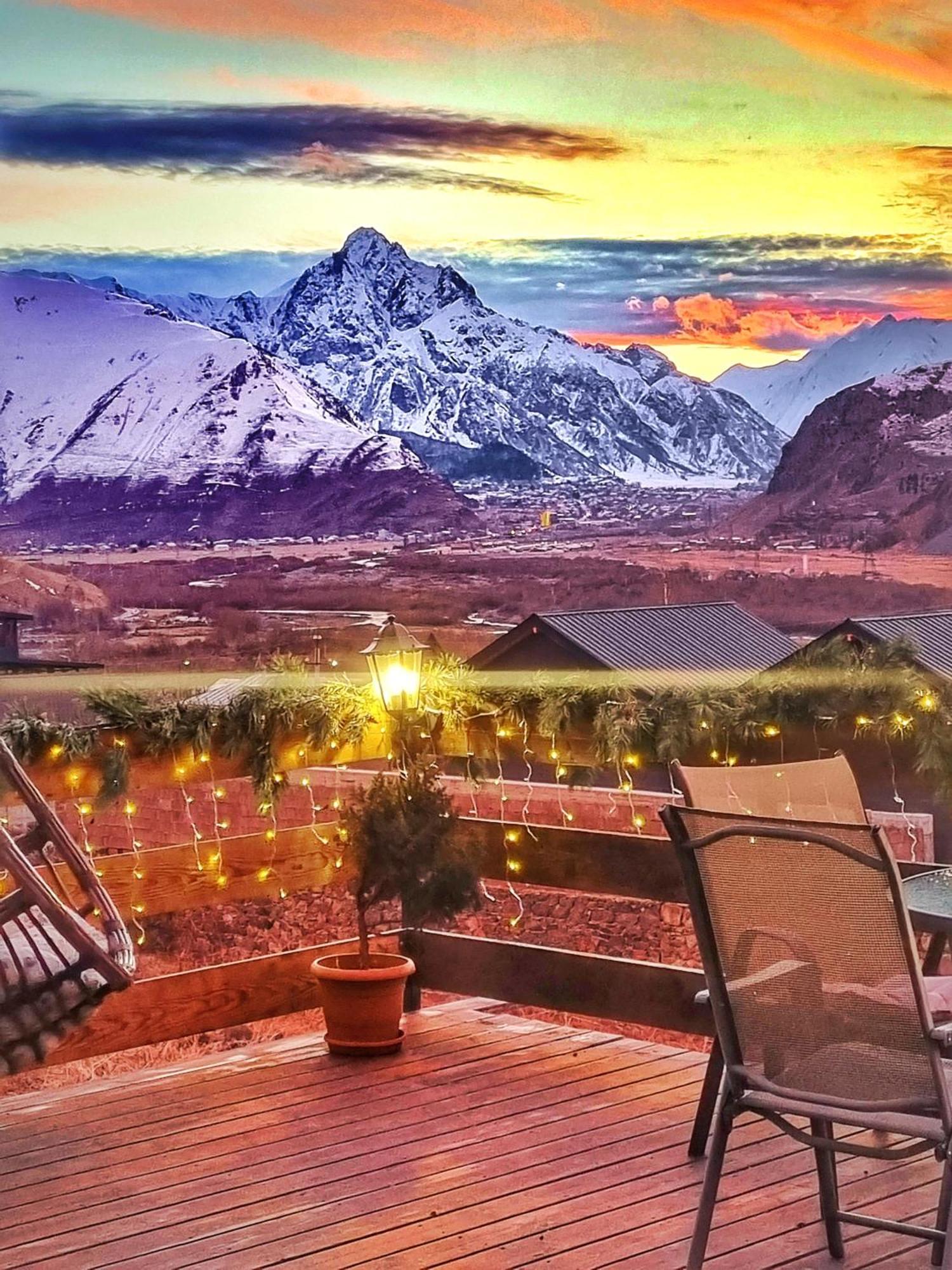 Sunshine Kazbegi Hotel Exterior foto
