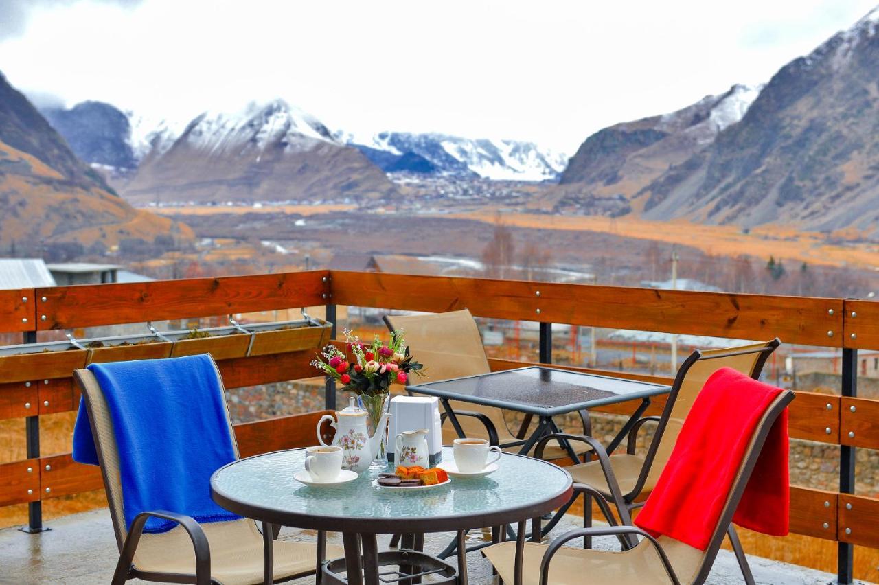 Sunshine Kazbegi Hotel Exterior foto