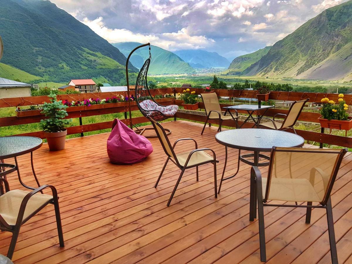 Sunshine Kazbegi Hotel Exterior foto